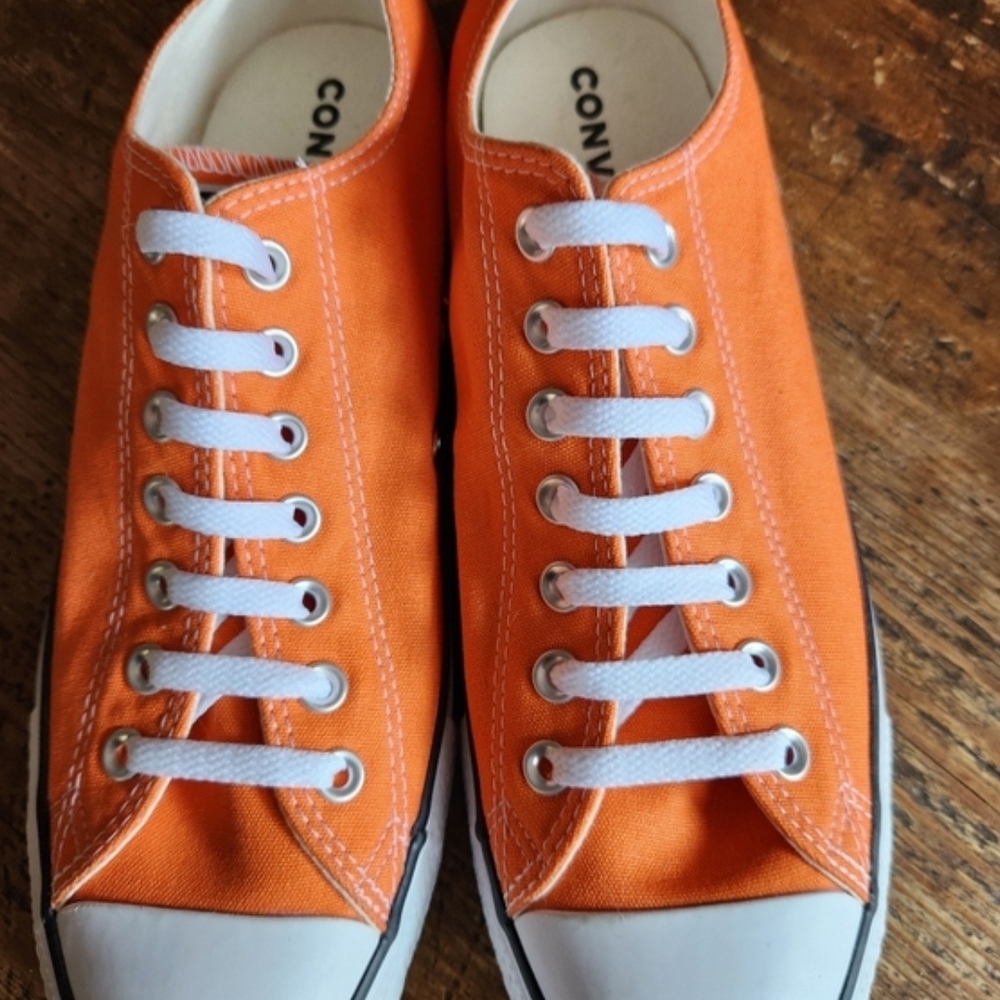 Converse Orange Low-Top Sneakers Size 10 for Men